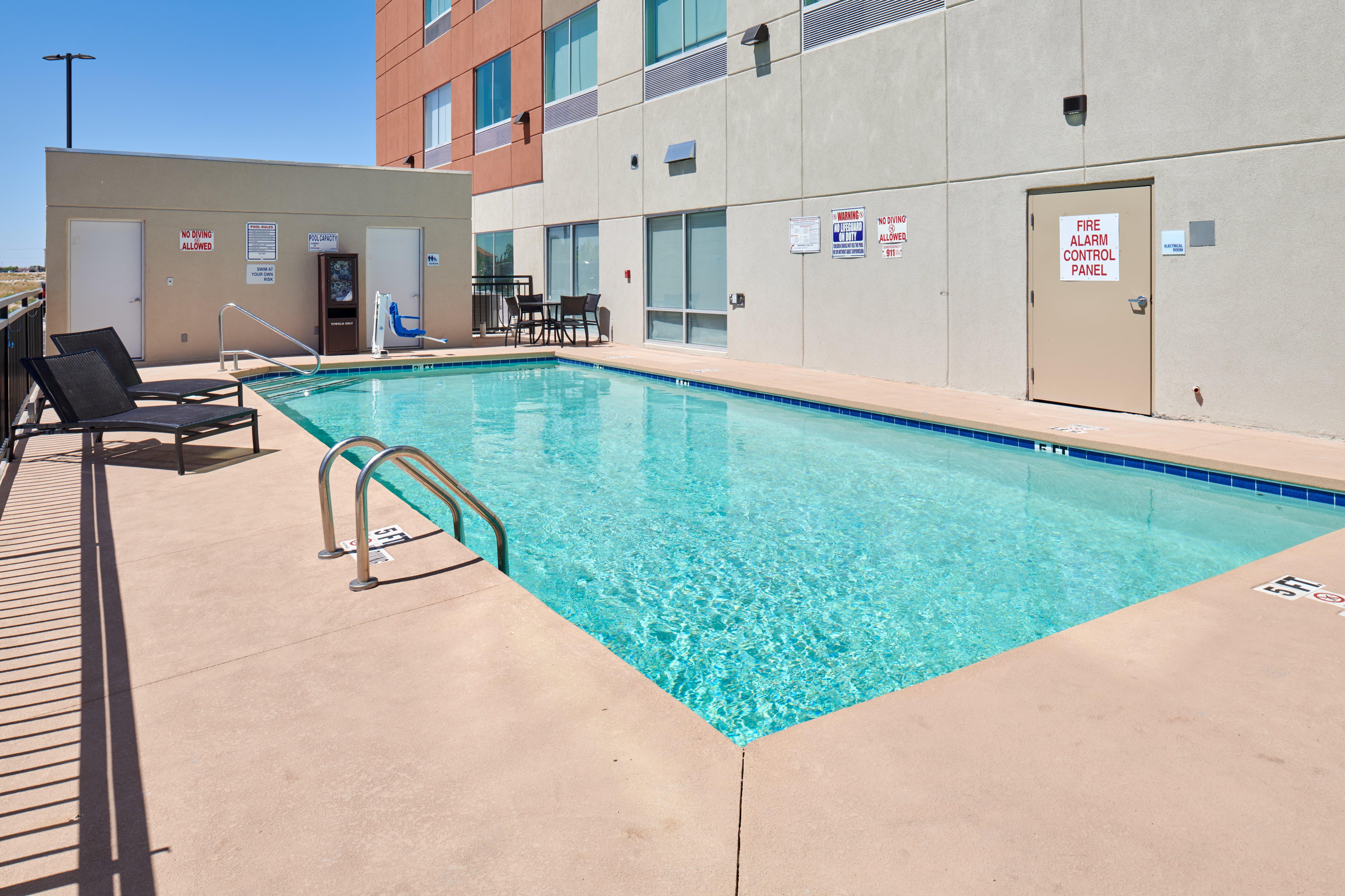 Holiday Inn Express & Suites El Paso East-Loop 375 By Ihg Esterno foto